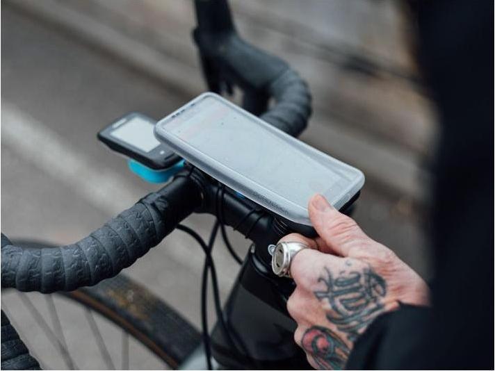 Produktbild Quad Lock Poncho (Huawei P30 Pro)