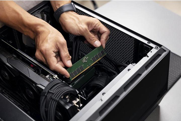 Produktbild Kingston RAM D5 5600 32GB C46 (1 x 32GB, 5600 MHz, DDR5-RAM, DIMM)