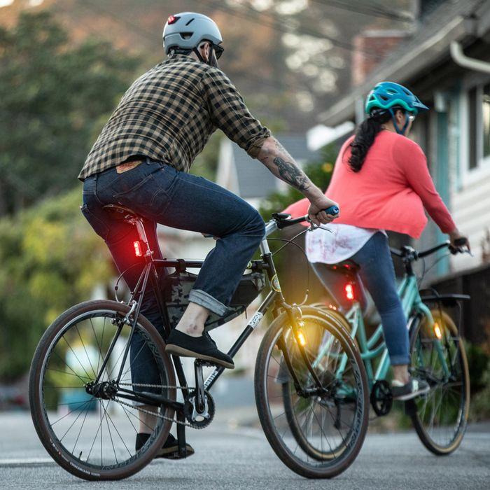 Immagine prodotto Blackburn Luminate 360 Set di luci (400 lm, 50 lm)