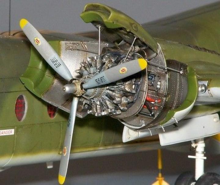 Produktbild Plus Model Caribou engine set