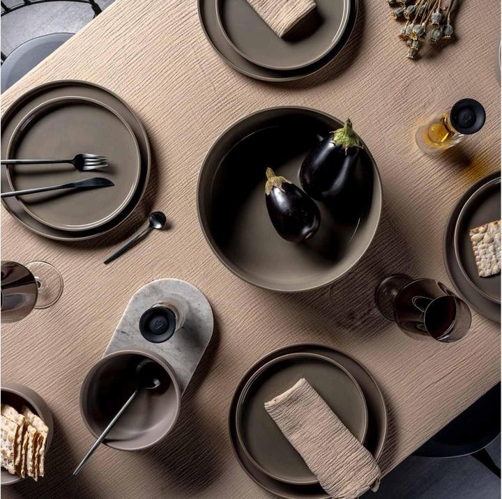 Actual product image Leonardo Roma (1x, 22 cm)