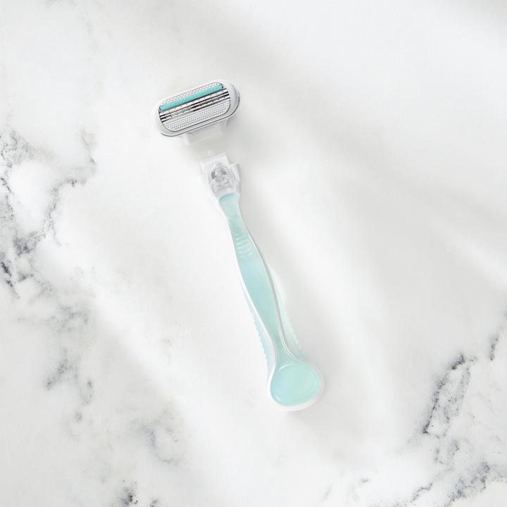Actual product image Gillette Venus Venus Smooth Sensitive with 2 razor blades