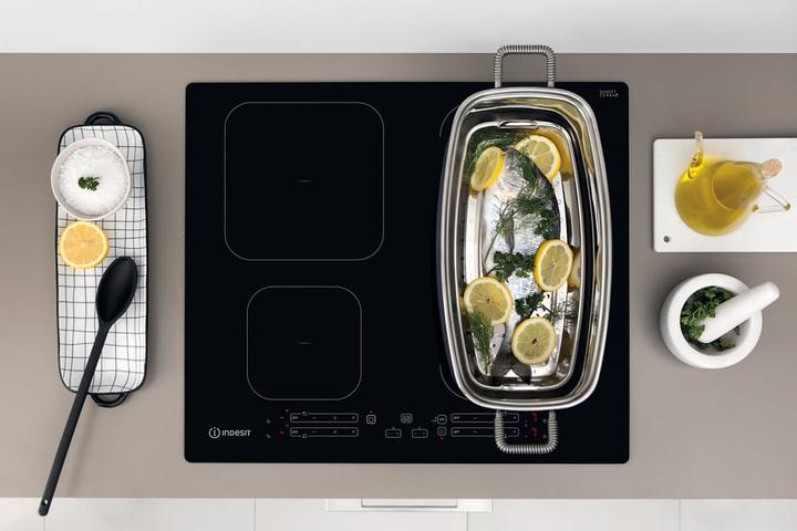 Actual product image Indesit IB 65B60 NE Black Integrated 59 cm Zone Induction Hob 4 Zone(s) (59 cm, Induction hob)