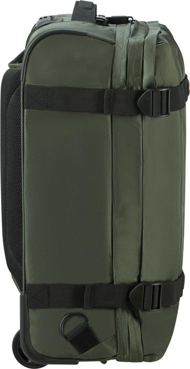 Actual product image American Crew AMERICAN TOURIST URBAN TRACK151305 (32 l)