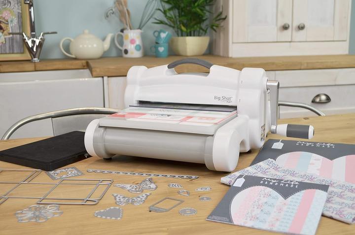 Produktbild Sizzix Big Shot Plus Starter Kit