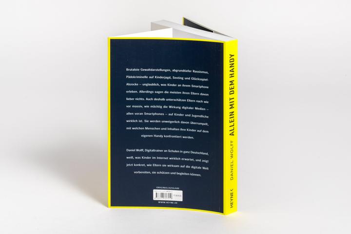 Actual product image Allein mit dem Handy: So schützen wir unsere Kinder (German, Daniel Wolff, 2024)