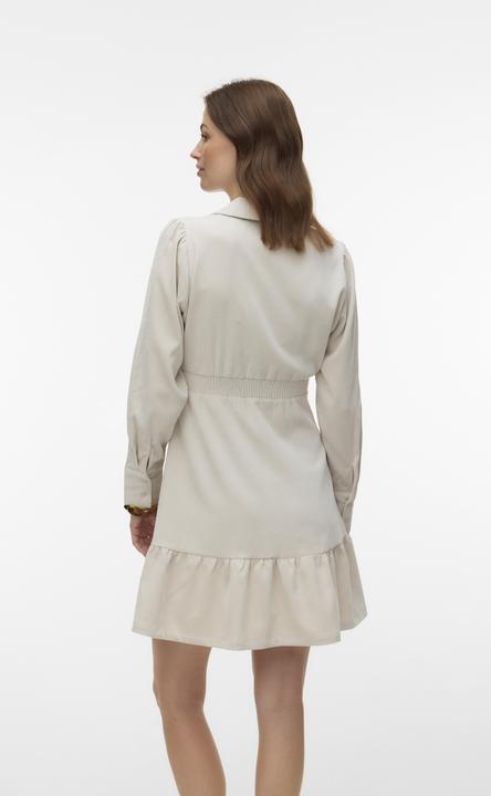 Image du produit Vero Moda AWASTA Kurzes Kleid Kleid (M)