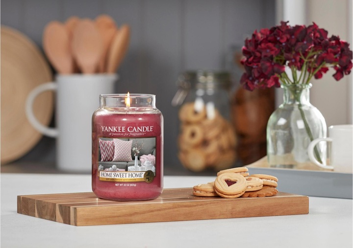 Produktbild Yankee Candle Home Sweet Home (411 g)