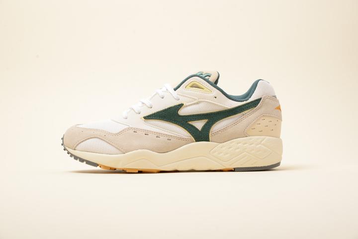 Actual product image Mizuno Contender (40.5)