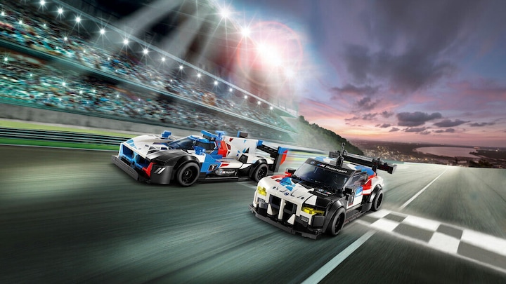 Actual product image LEGO BMW M4 GT3 & BMW M Hybrid V8 racing car (76922, LEGO Speed Champions)