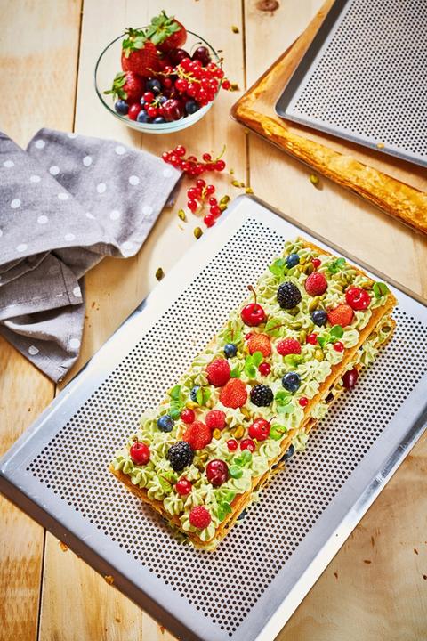 Actual product image de Buyer Perforated sheet