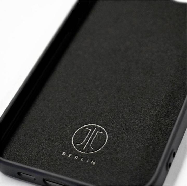 Actual product image JT Berlin BackCase Pankow Soft MagSafe| Apple iPhone 16e| black| 11115 (11115) (Apple iPhone 16e, Apple iPhone 17e)