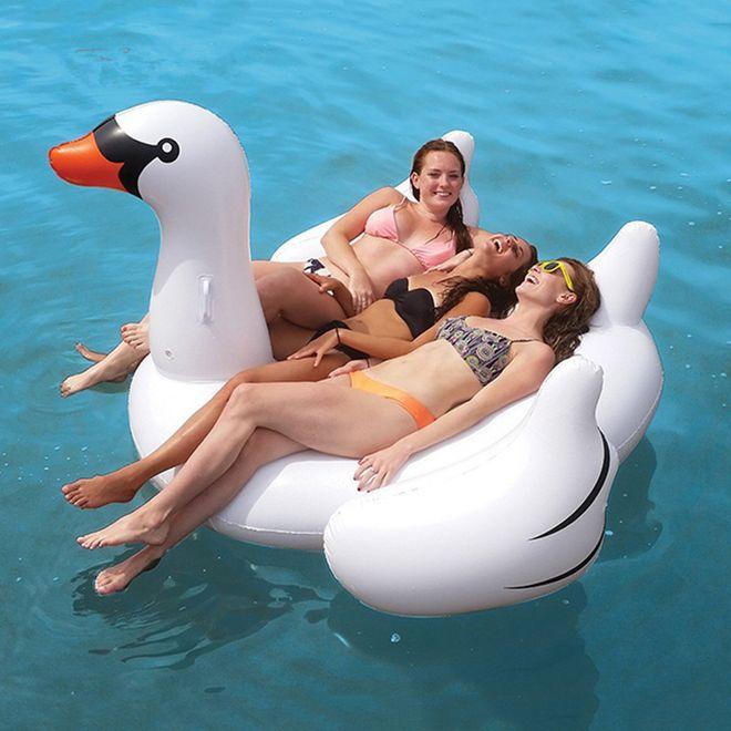 Actual product image MU Classic Inflatable swan air mattress
