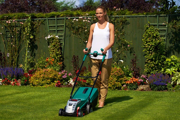 Produktbild Bosch Home & Garden Rotak 32 LI High Power (Akkubetrieb)