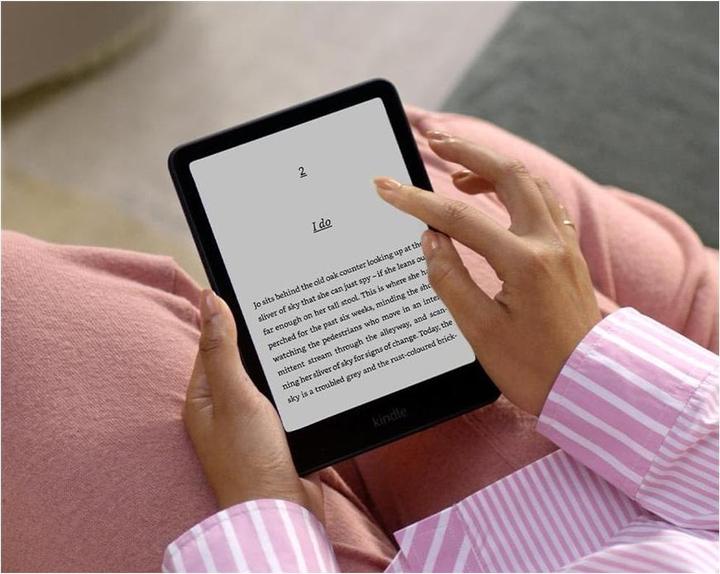 Produktbild Amazon Kindle Paperwhite (2024) 7 eReader - 16 GB, Black (7", 16 GB, Black)