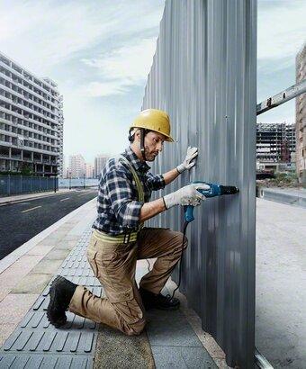 Produktbild Bosch Professional Winkelschleifer GWS 20-230 P: 1x Diamanttrennscheibe, Standard for Universal (230 mm)