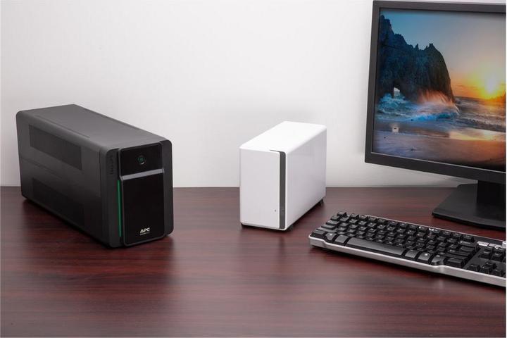 Produktbild APC USV BVX1200LI 1200 VA / 650 W (1.20 VA, 650 W, Line-Interaktiv USV)