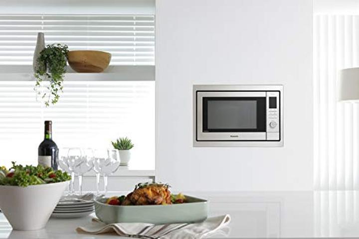 Actual product image Panasonic NN-TK81KCSCP Einbaurahmen (34 l)