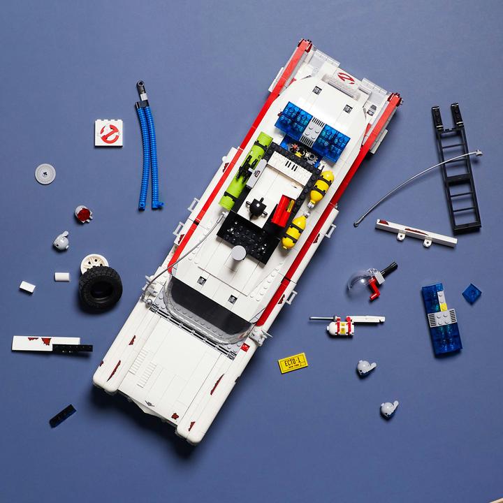Produktbild LEGO Ghostbusters ECTO-1 (10274, LEGO Icons, LEGO Seltene Sets)