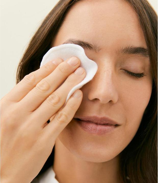 Actual product image NIVEA waterproof eye make-up remover, 125 ml (Make-up remover, 125 ml)