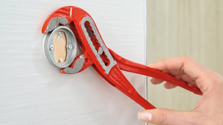 Image du produit tesa SMOOZ Distributeur de savon avec solution adhésive sans perçage