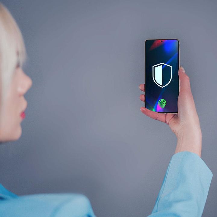 Produktbild 3MK Panzerglas Hardy Galaxy S22 + 5G schwarz (1 Stück, Samsung Galaxy S22+)