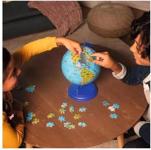 Actual product image Ravensburger Children globe with light (180 pieces)