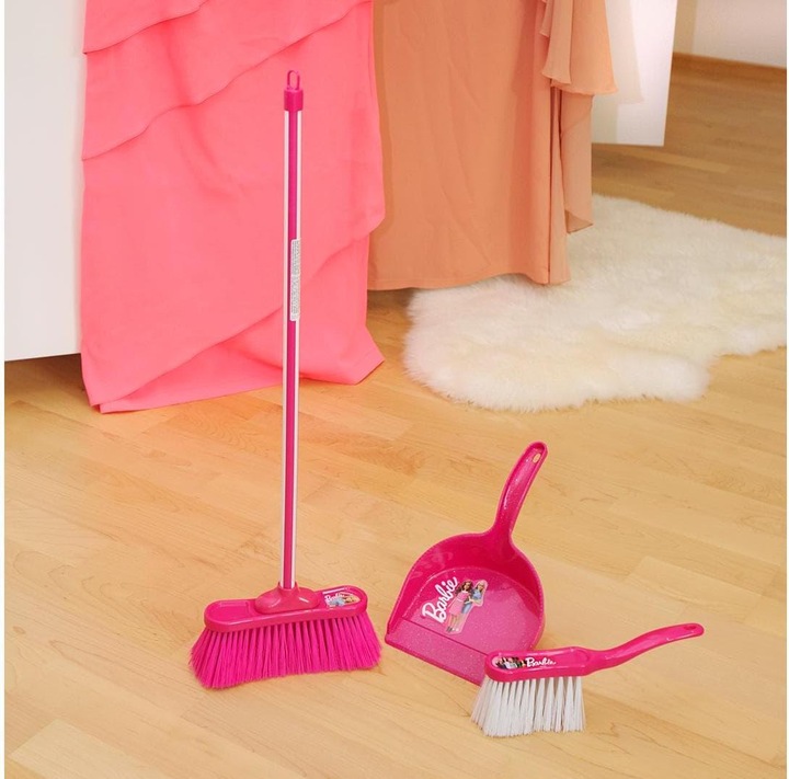 Actual product image Theo Klein Barbie Classic Sweeping Set