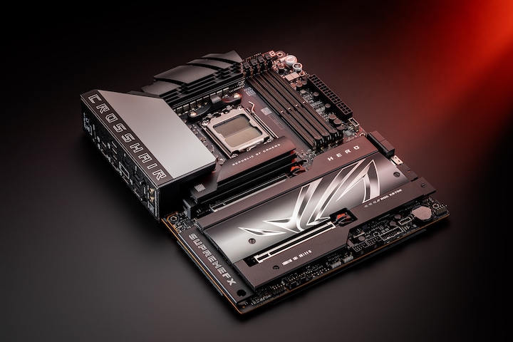 Actual product image ASUS Rog Crosshair X870e Hero (AM5, AMD X870E, ATX)