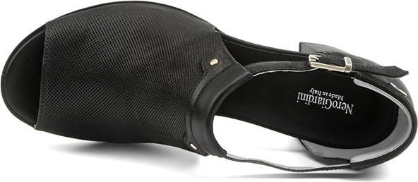 Actual product image Nero Giardini Lucky (37)