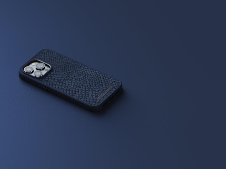 Produktbild Njord Hard-Cover Salm.Leather Magsafe Case blue (Apple iPhone 14 Pro Max)