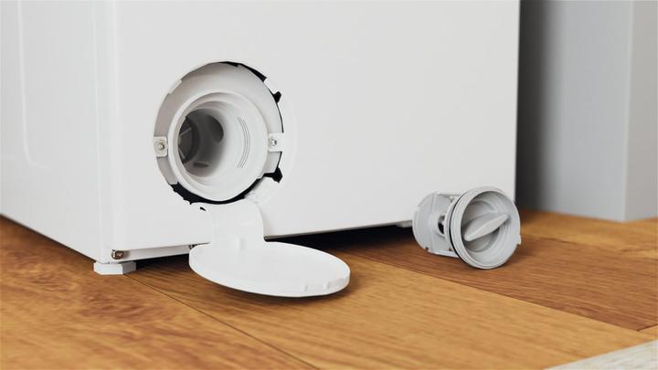 Actual product image Indesit BTW L60400 EN Top loading washing machine 6 kg 1000 rpm C White (6 kg, Downwards)