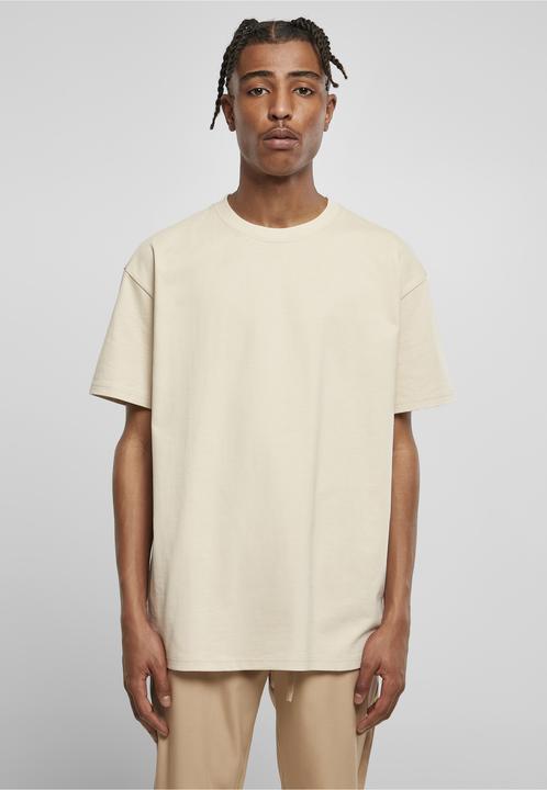 Actual product image Urban Classics Heavy Oversized Tee - 1560 (5XL)
