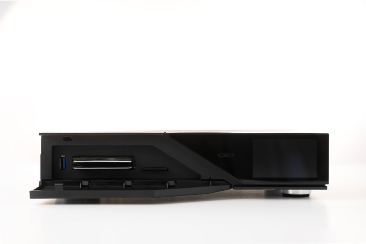 Produktbild Dreambox DM 900 Ultra HD (2.05 GB, 2x DVB-S2 (Twin), CI-Schacht)