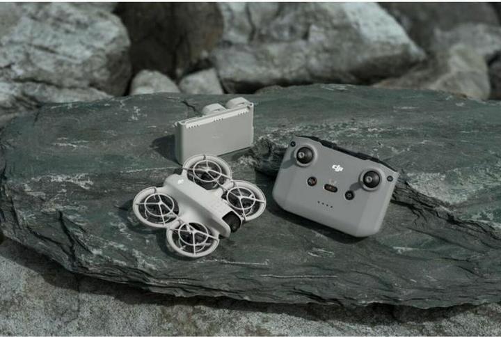 Image du produit DJI Neo Fly More Combo (18 min, 135 g, 12 Mpx)