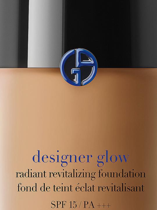 Actual product image Giorgio Armani Designer Glow Foundation SPF 20 (7) (Brown)