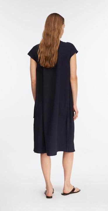 Image du produit Comma Viskose-Crêpe-Kleid mit dekorativen Riemendetails (36)