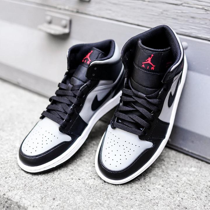 Image du produit Nike Air Jordan 1 (41)