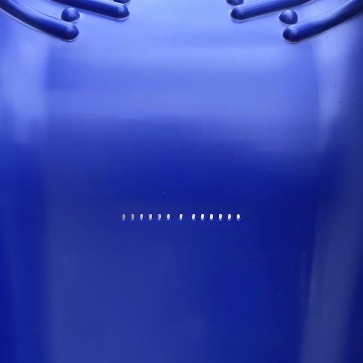 Actual product image Axi Free standing slide with water connection