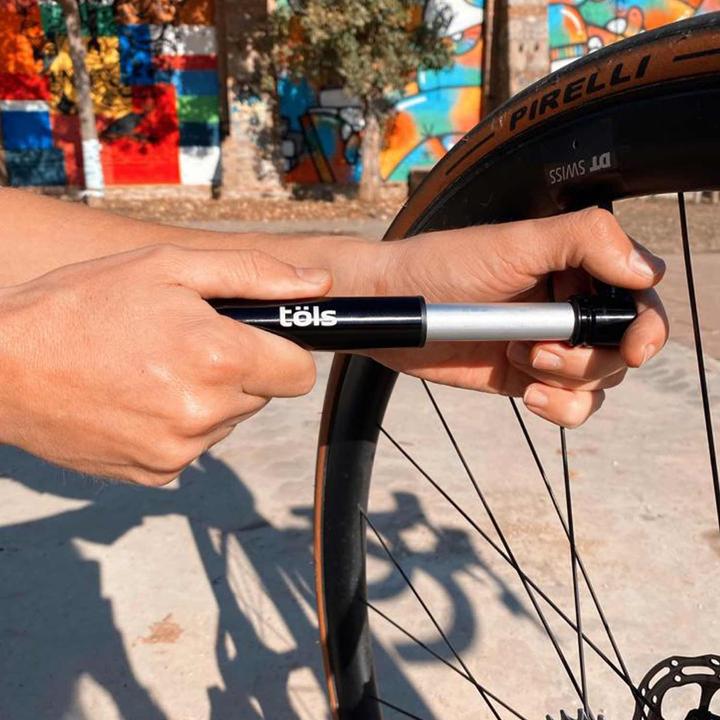 Image du produit Töls Pompe à main Aina, noir