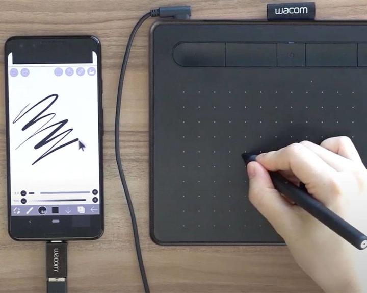 Actual product image Wacom Intuos S Bluetooth Black (2540 lpi)
