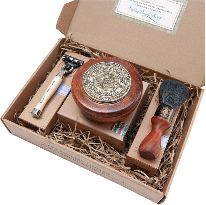 Image du produit Captain Fawcett Coffret cadeau - Scapicchio : Savon à Raser, Blaireau et Rasoir