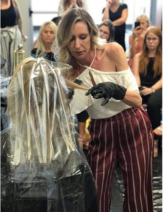 Immagine prodotto Framar Pellicola Funked up senza appiccicosità per Balayage con decoloranti e tinture per capelli 300 piedi