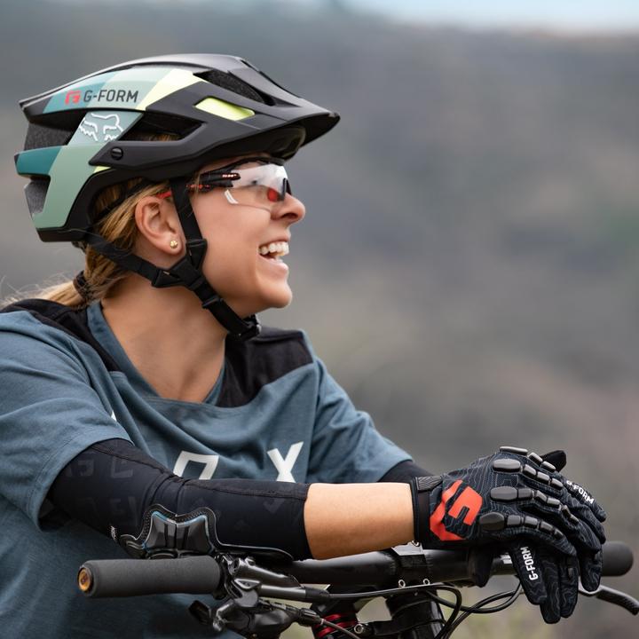 Produktbild G-Form Pro Trail (M)