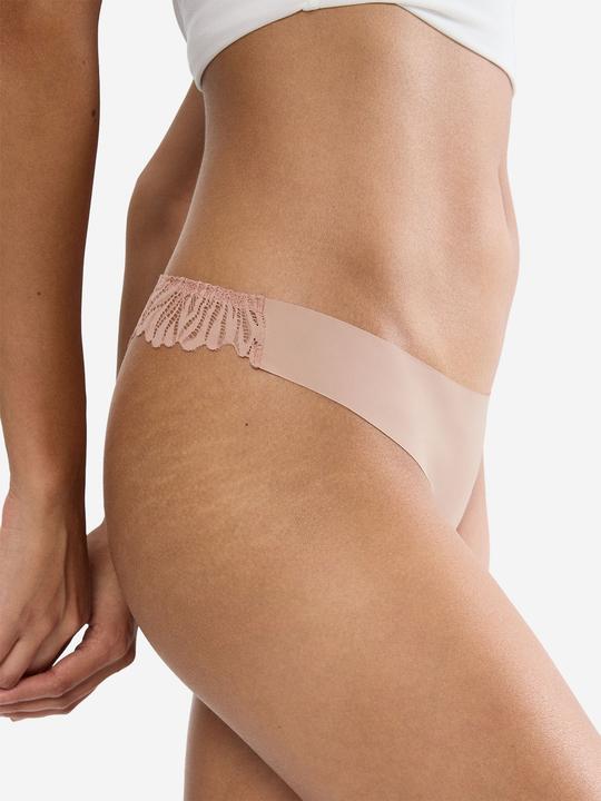 Produktbild Triumph String Red Label Pretty Micro (XS, Einzelpack)