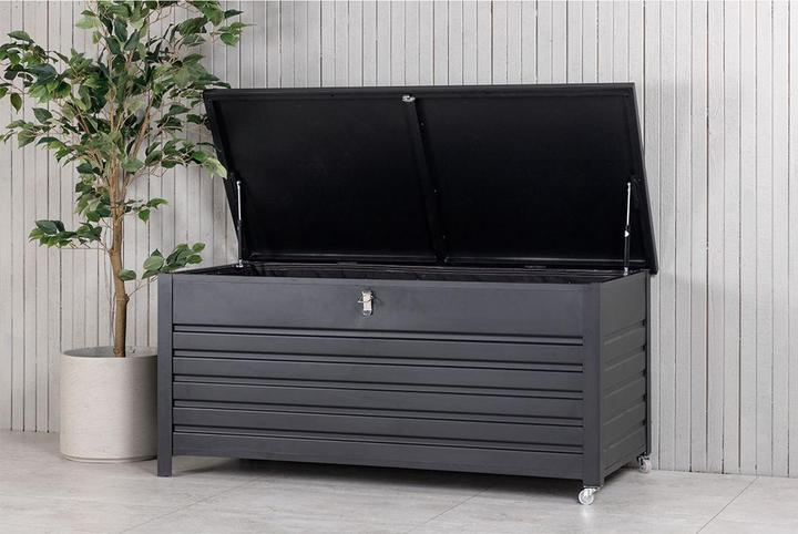 Actual product image Venture Home Elsa