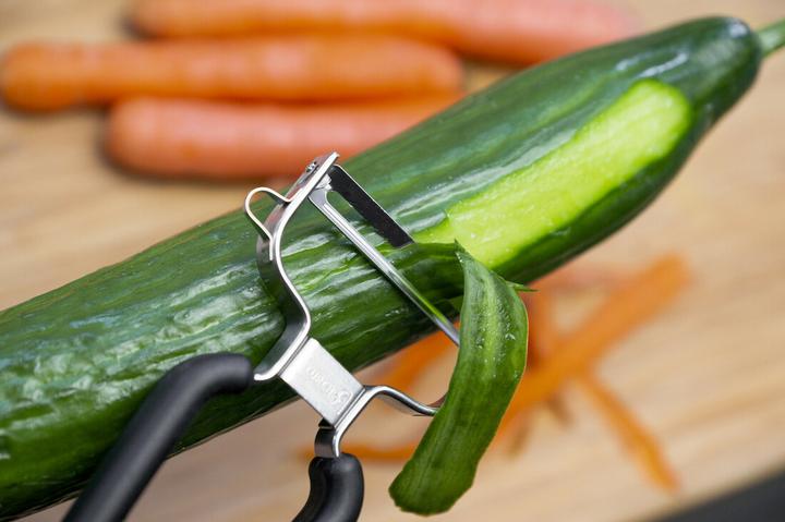 Actual product image Lurch Universal peeler