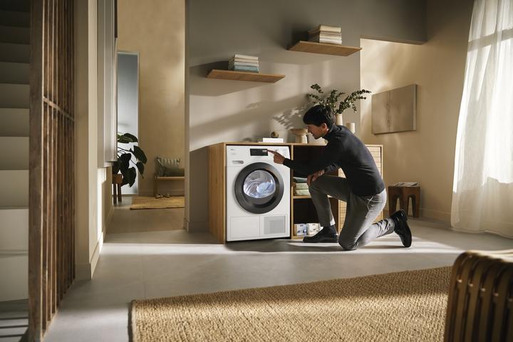 Actual product image Miele TEC655WP EcoSpeed (8 kg, Left)