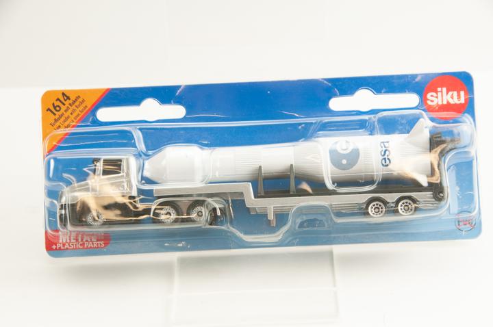 Produktbild Siku Tieflader mit Rakete