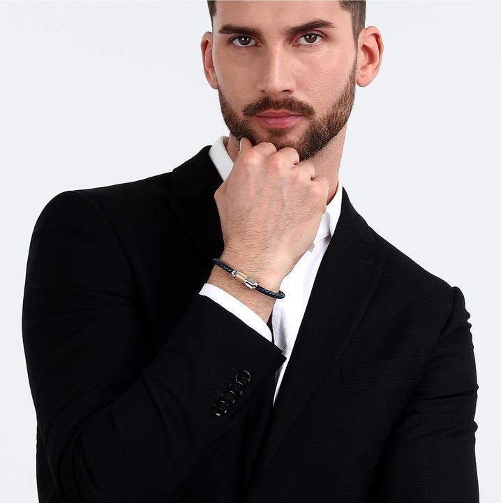 Produktbild Maserati Leather Armband (21.50 cm, Edelstahl, Leder, Recycelt)